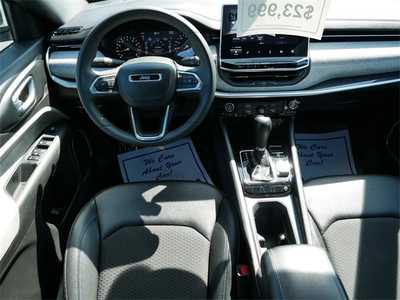2024 Jeep Compass, $21999. Photo 9