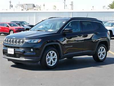 2024 Jeep Compass, $21999. Photo 2