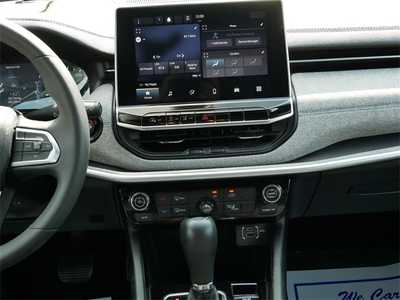 2024 Jeep Compass, $21999. Photo 10