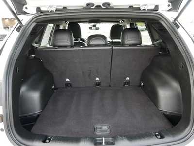 2024 Jeep Compass, $21999. Photo 6