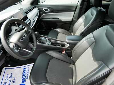 2024 Jeep Compass, $21999. Photo 7