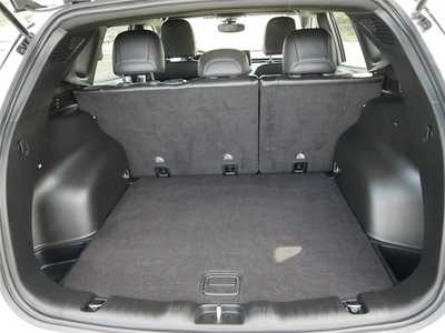2024 Jeep Compass, $21999. Photo 6