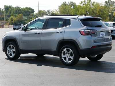 2024 Jeep Compass, $21999. Photo 3