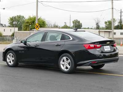 2023 Chevrolet Malibu, $17999. Photo 3