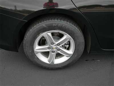 2023 Chevrolet Malibu, $17999. Photo 5