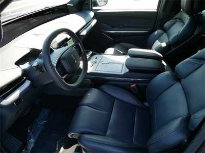 2025 Lincoln Navigator, $105190. Photo 11