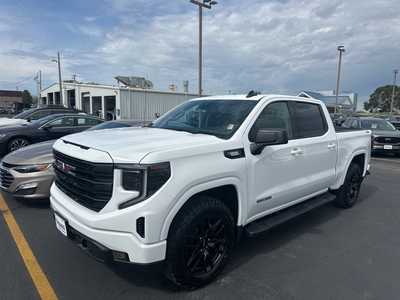 2025 GMC 1500 Crew Cab, $53999. Photo 1