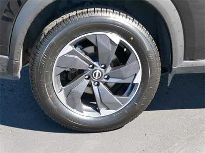 2024 Nissan Rogue, $23999. Photo 5