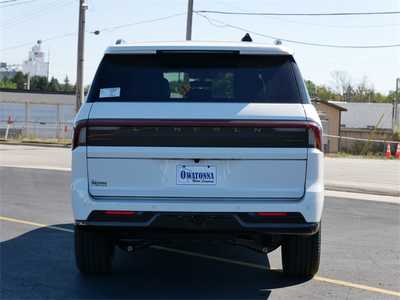 2025 Lincoln Navigator L, $105675. Photo 6