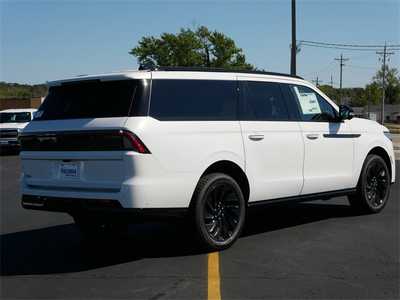 2025 Lincoln Navigator L, $105675. Photo 7
