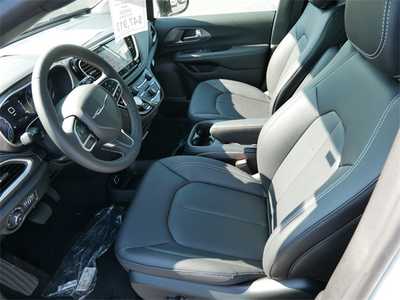 2026 Chrysler Pacifica, $42999. Photo 11