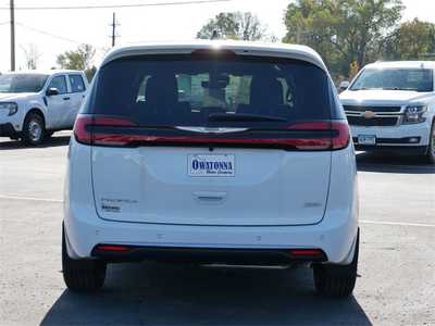 2026 Chrysler Pacifica, $42999. Photo 6