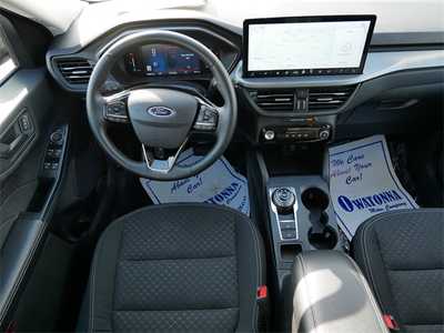 2024 Ford Escape, $22999. Photo 9