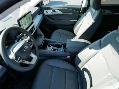 2025 Ford Explorer, $45084. Photo 11