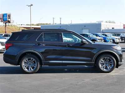 2025 Ford Explorer, $45084. Photo 8