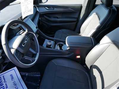 2025 Jeep Grand Cherokee L, $40716. Photo 11