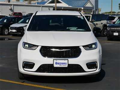 2026 Chrysler Pacifica, $46430. Photo 2