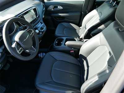 2026 Chrysler Pacifica, $46430. Photo 11