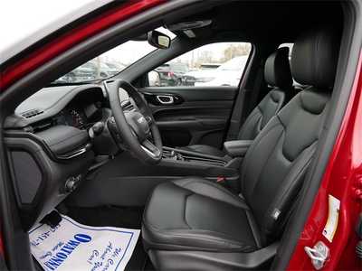 2026 Jeep Compass, $33370. Photo 11