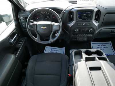 2021 Chevrolet 3500 Crew Cab, $43999. Photo 9