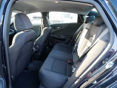 2023 Chevrolet Malibu, $17499. Photo 7
