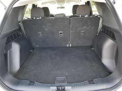 2025 Ford Escape, $25499. Photo 6
