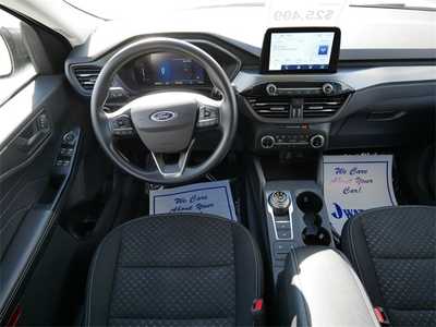 2025 Ford Escape, $25499. Photo 9