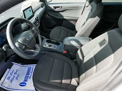 2025 Ford Escape, $25499. Photo 7