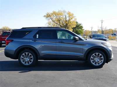 2026 Ford Explorer, $46962. Photo 8