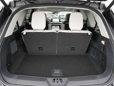 2025 Lincoln Aviator, $69385. Photo 10