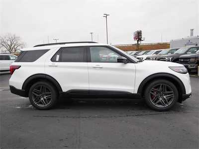 2026 Ford Explorer, $56140. Photo 8