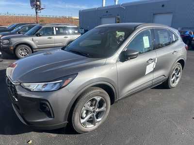 2026 Ford Escape, $33123. Photo 1