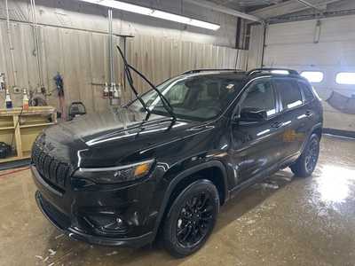 2023 Jeep Cherokee, $20999. Photo 1