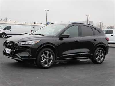 2023 Ford Escape, $20499. Photo 2