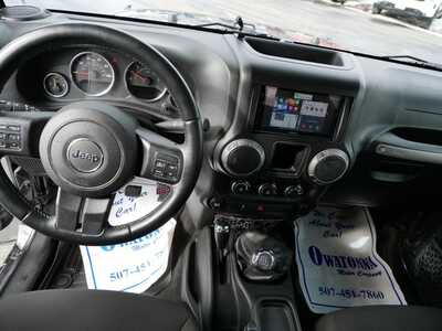 2017 Jeep Wrangler, $19999. Photo 8