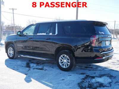 2025 Chevrolet Suburban, $59999. Photo 3