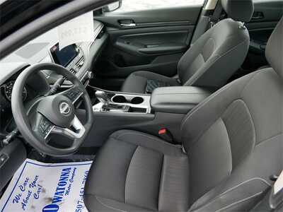 2024 Nissan Altima, $17999. Photo 7