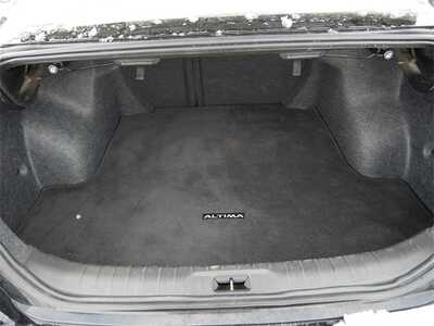 2024 Nissan Altima, $17999. Photo 6