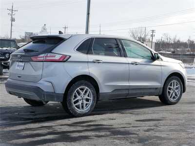 2024 Ford Edge, $23999. Photo 4