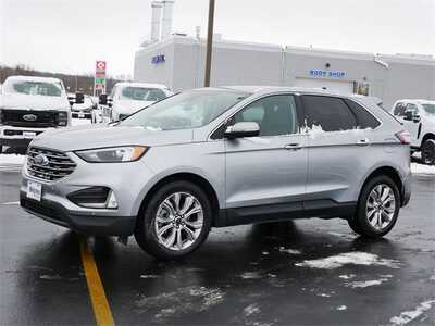 2024 Ford Edge, $26999. Photo 2
