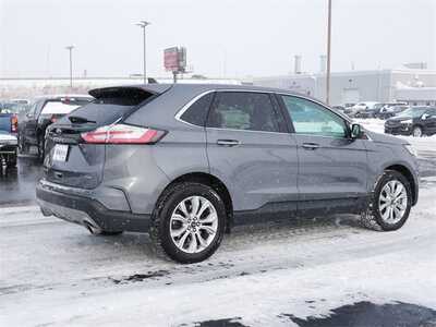2024 Ford Edge, $25999. Photo 2