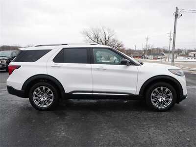 2026 Ford Explorer, $51713. Photo 8