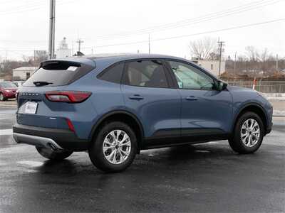 2026 Ford Escape, $30468. Photo 7