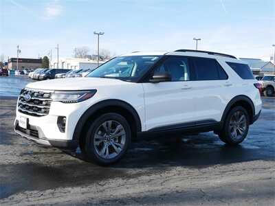 2026 Ford Explorer, $47064. Photo 3