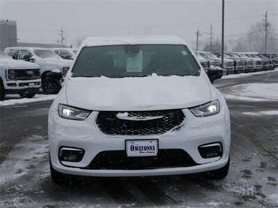 2026 Chrysler Pacifica, $48499. Photo 2