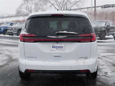 2026 Chrysler Pacifica, $48499. Photo 6
