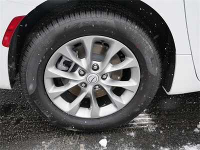 2026 Chrysler Pacifica, $48499. Photo 9