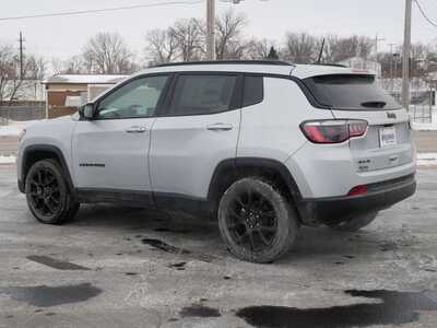 2026 Jeep Compass, $31185. Photo 5