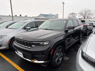 2023 Jeep Grand Cherokee L, $33999. Photo 1