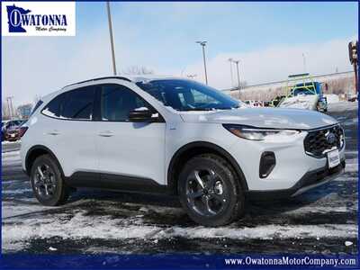 2026 Ford Escape, $33040. Photo 1